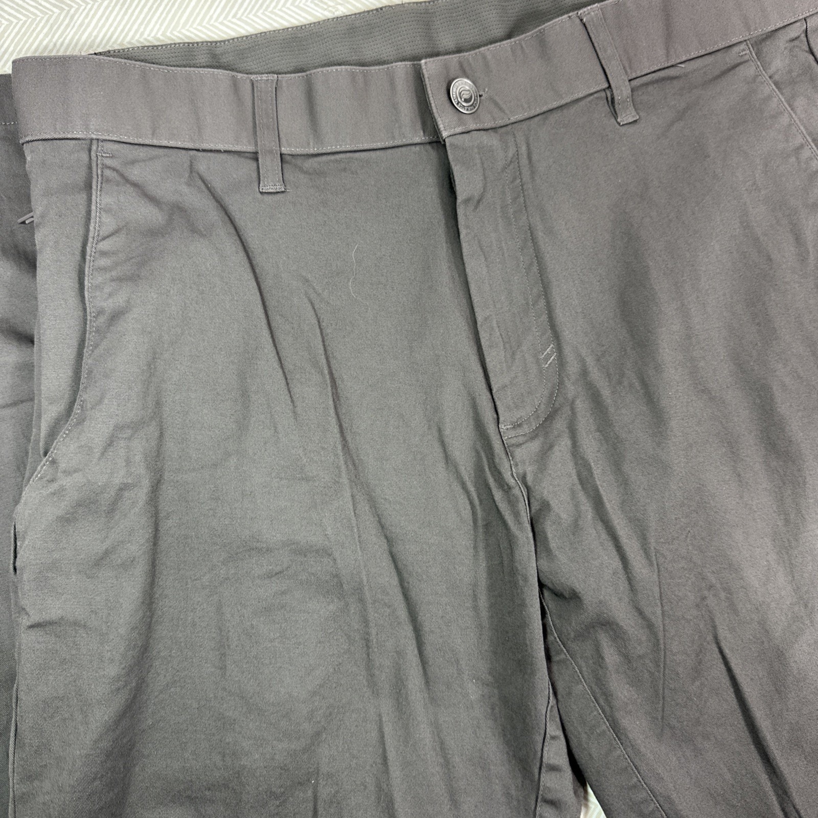 Fabletics Pants Men's 32x29.5 Gray Chino Golf Hiking Outdoors Performance
